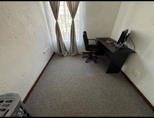 2 BEDROOM TOWNHOUSE FOR SALE IN GLEN MARAIS